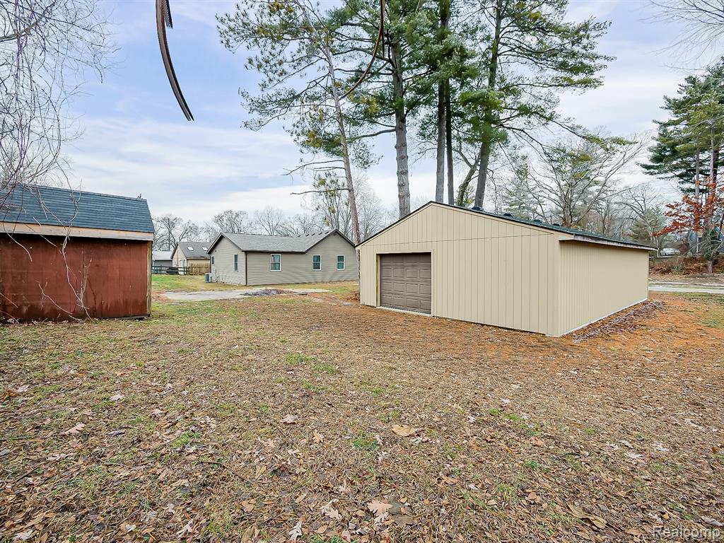 4744 Midland Drive, Pinckney, MI 48169 — Photo 44