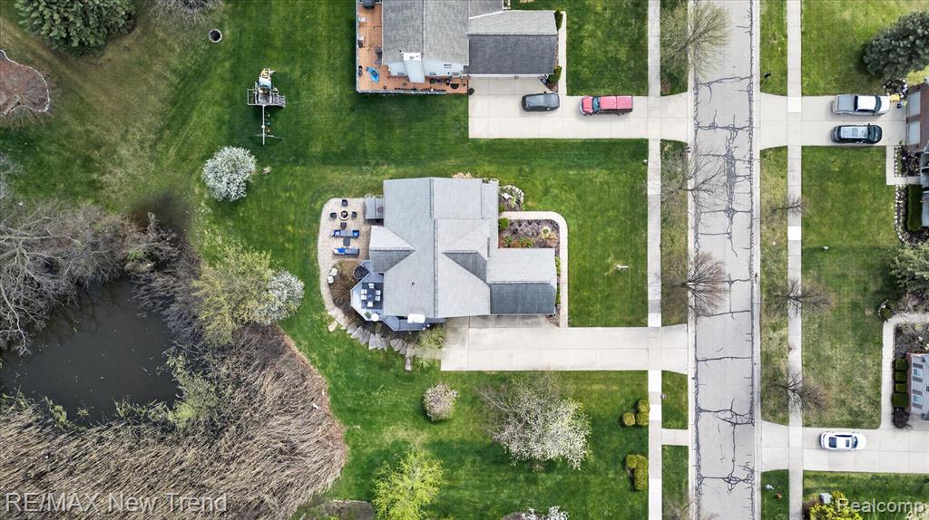 2032 Dover Drive, Wixom, MI 48393 — Photo 60