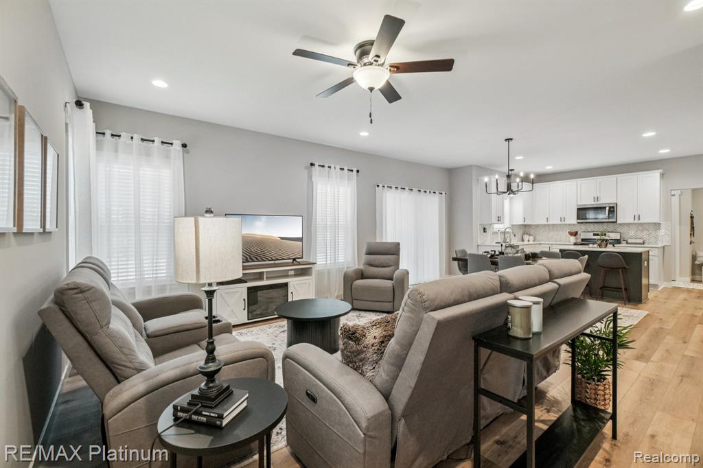 5261 Autumn Kirsten Drive, Fowlerville, MI 48836 — Photo 5