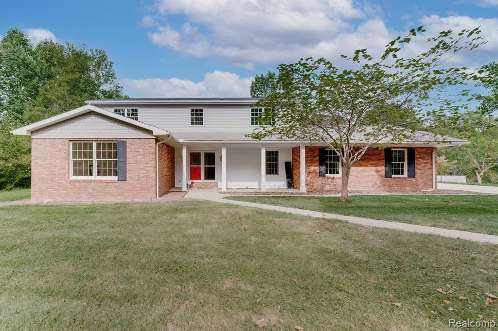 4216 Meadow Pond Lane, Metamora, MI 48455 — Photo 2
