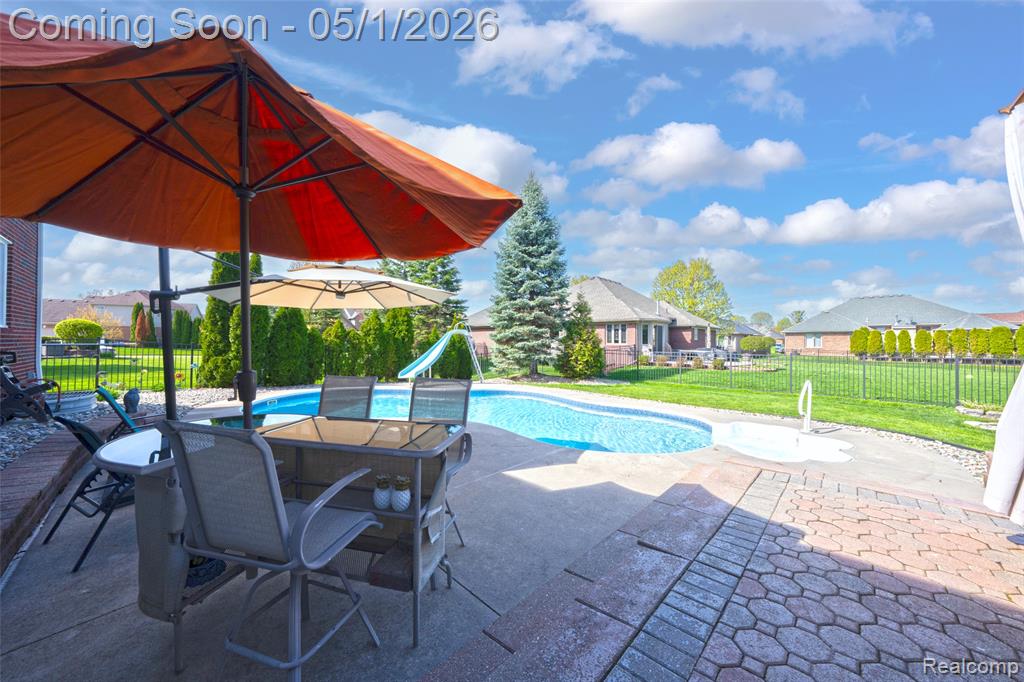 48333 Manchester Drive, Macomb, MI 48044 — Photo 46