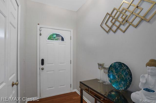 42447 CORLINA Drive, Northville, MI 48167 — Photo 4