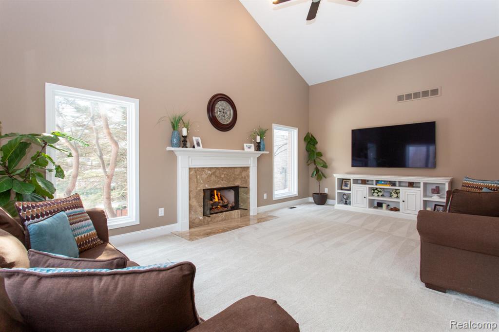 414 Roundview Drive, Rochester, MI 48307 — Photo 34