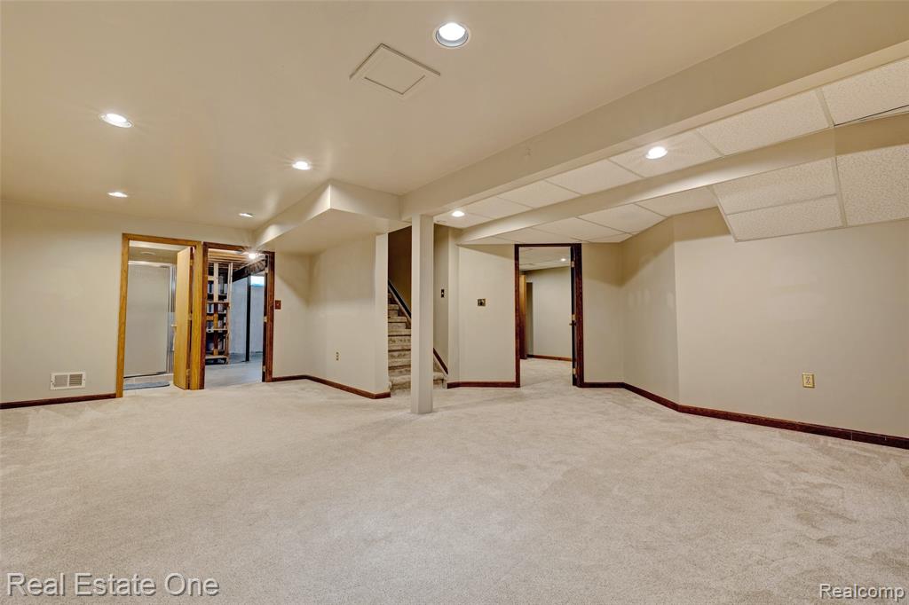5370 Greenview Drive, Clarkston, MI 48348 — Photo 43