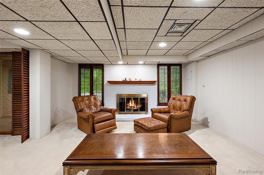 968 Golfview Court, Rochester Hills, MI 48307 — Photo 29