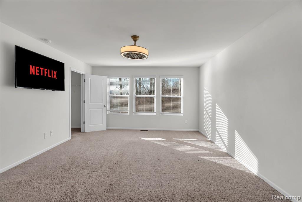 2019 WILTSHIRE Drive, Superior, MI 48198 — Photo 17