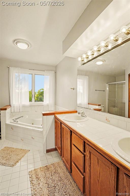 12429 Moceri Drive, Grand Blanc, MI 48439 — Photo 22