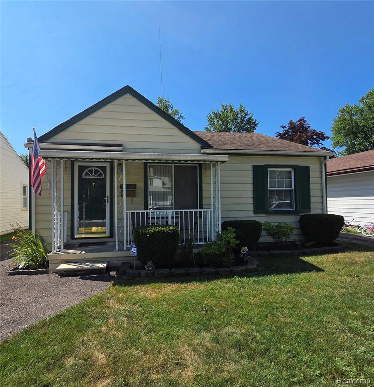 28921 Elmwood Street, Garden City, MI