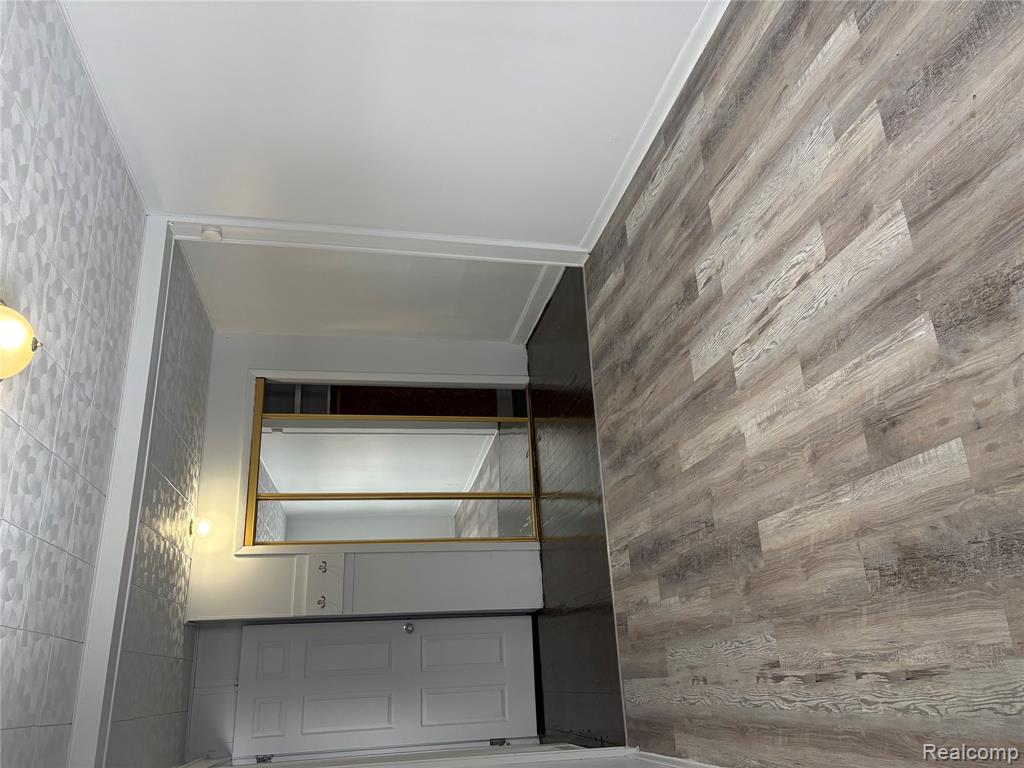 619 E Dartmouth Street, Flint, MI 48505 — Photo 12