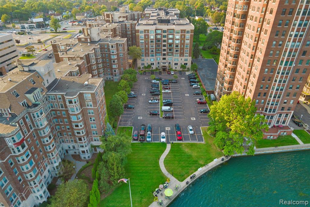 8120 E Jefferson Avenue, 1B1, Detroit, MI 48214 — Photo 24