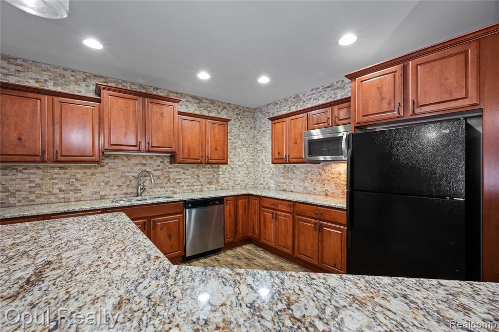 50150 Joy Road, Plymouth, MI 48170 — Photo 39