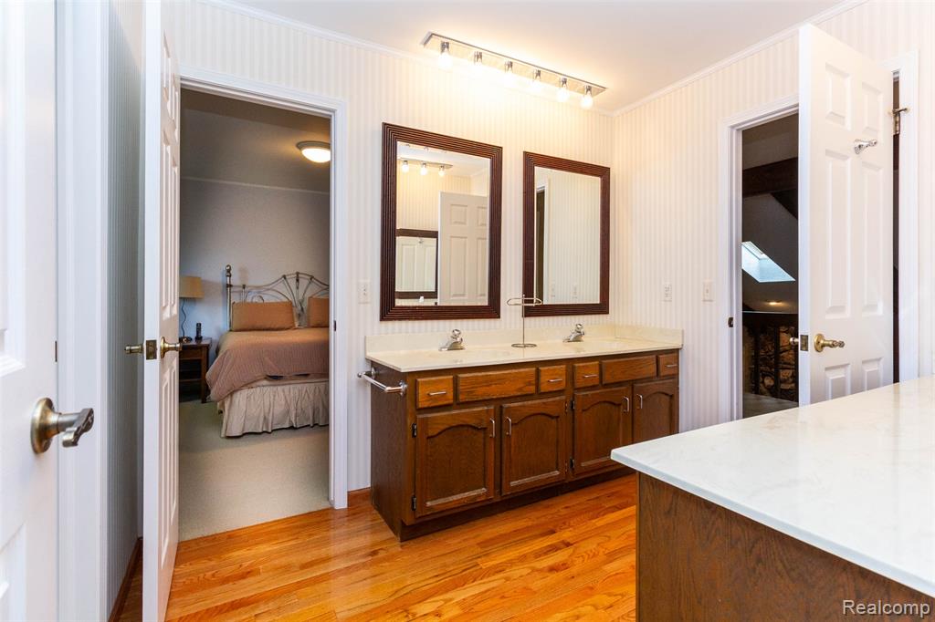 5423 HAUSER Way, West Bloomfield, MI 48323 — Photo 33