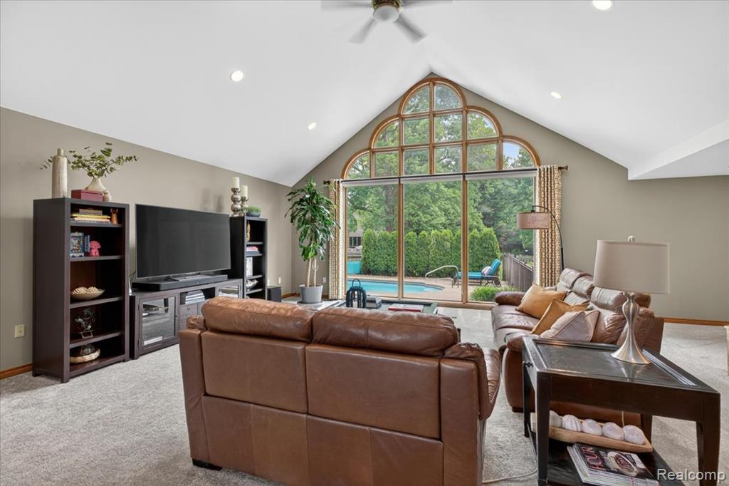 18974 Riverway Court, Clinton Twp, MI 48038 — Photo 13