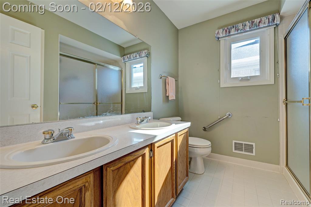 46536 Red River Drive, Macomb, MI 48044 — Photo 23