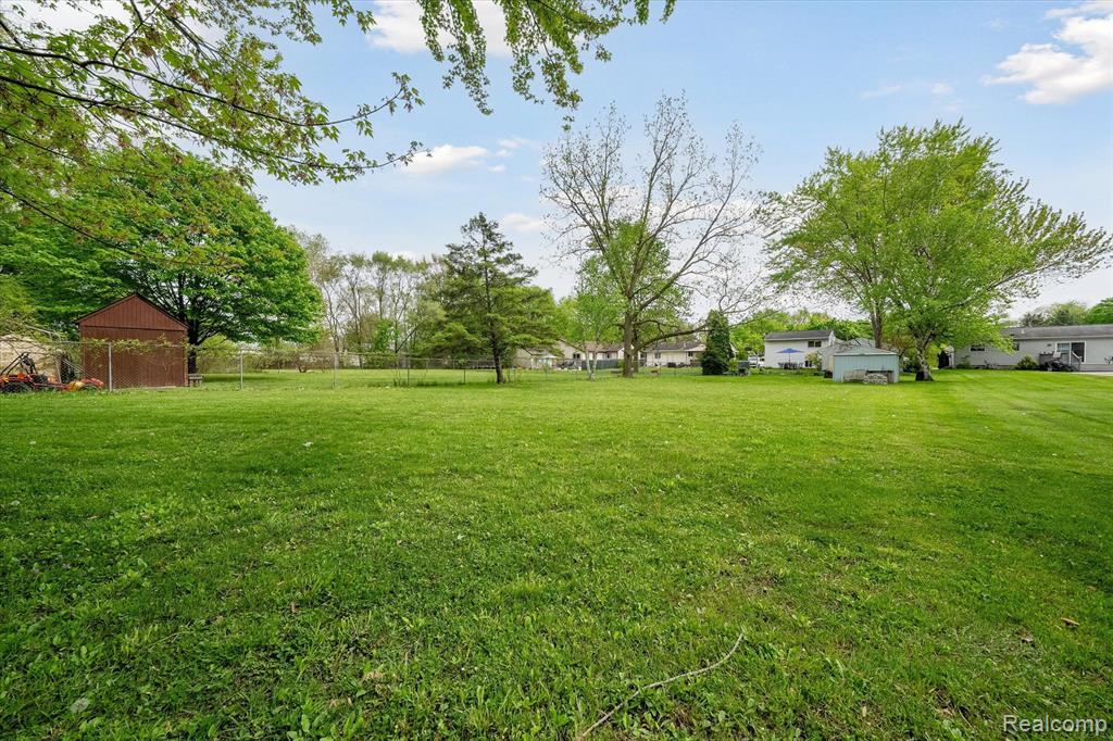 6091 COTTER Avenue, Sterling Heights, MI 48314 — Photo 37