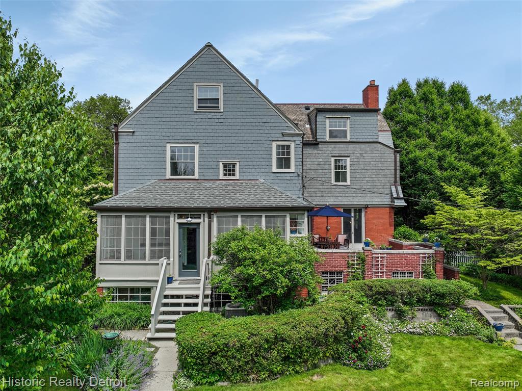 1027 Burns Street, Detroit, MI 48214 — Photo 53