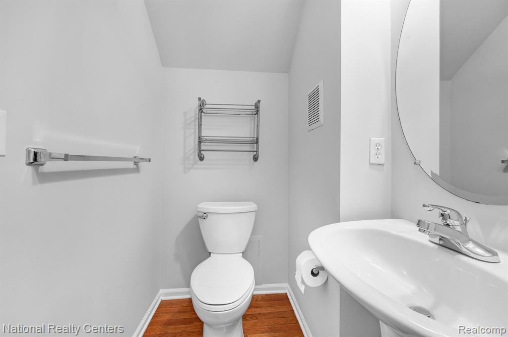 39864 ROCKCREST Circle, Northville, MI 48168 — Photo 9