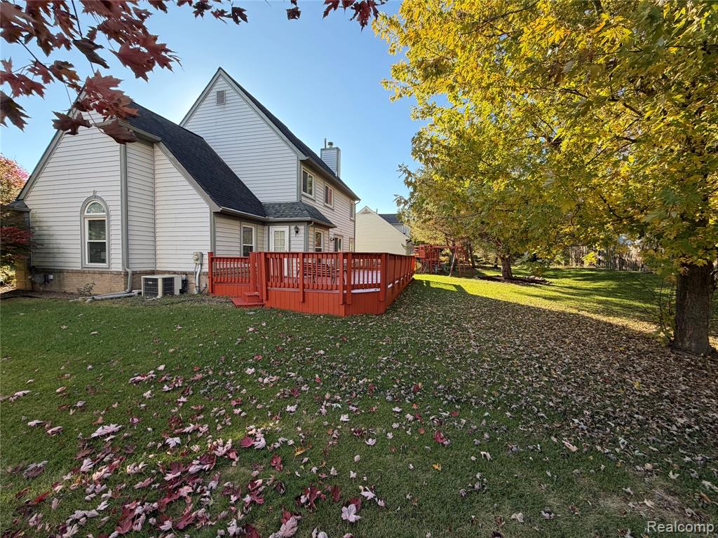 39588 Squire, Novi, MI — Photo 36