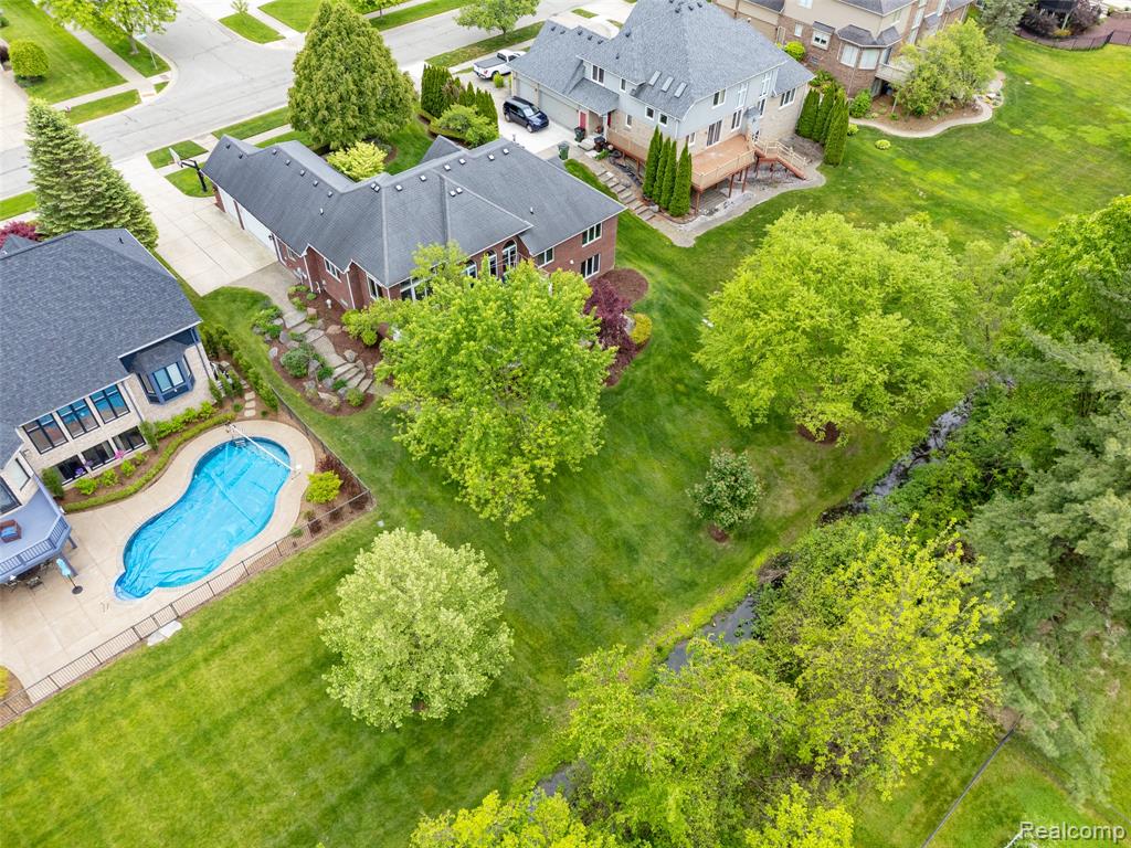 55161 Whitney Drive, Shelby Twp, MI 48315 — Photo 52