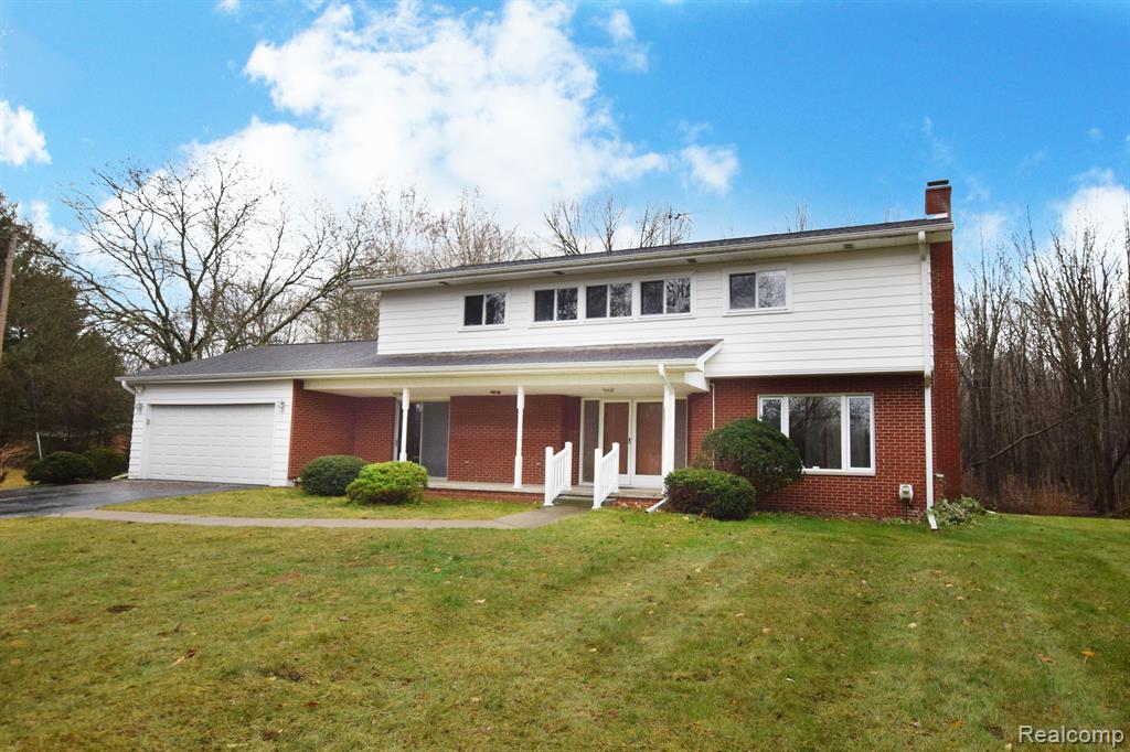 12600 BIRCH RUN Road, Birch Run, MI 48415 — front exterior