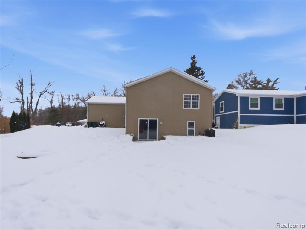 3973 Silver Valley Drive, Lake Orion, MI — Photo 30