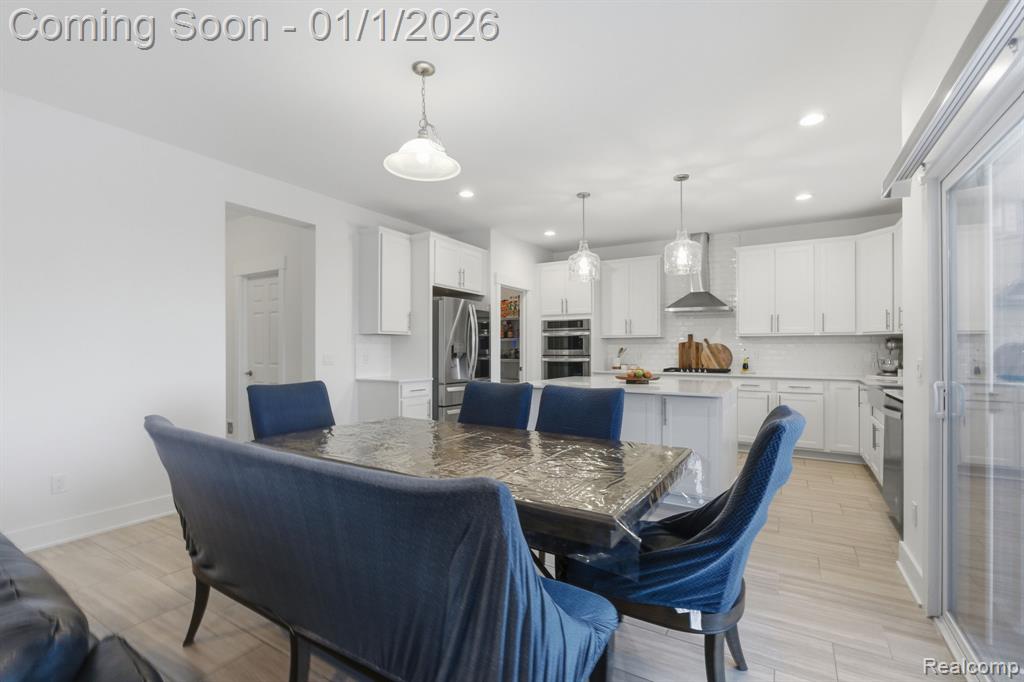 51672 Times Square Drive, Shelby Twp, MI 48315 — Photo 8