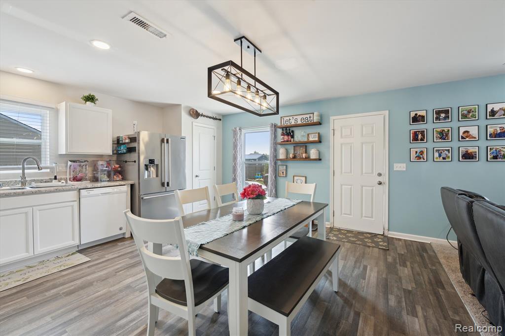 4159 Woodchuck Lane, Swartz Creek, MI 48473 — Photo 10