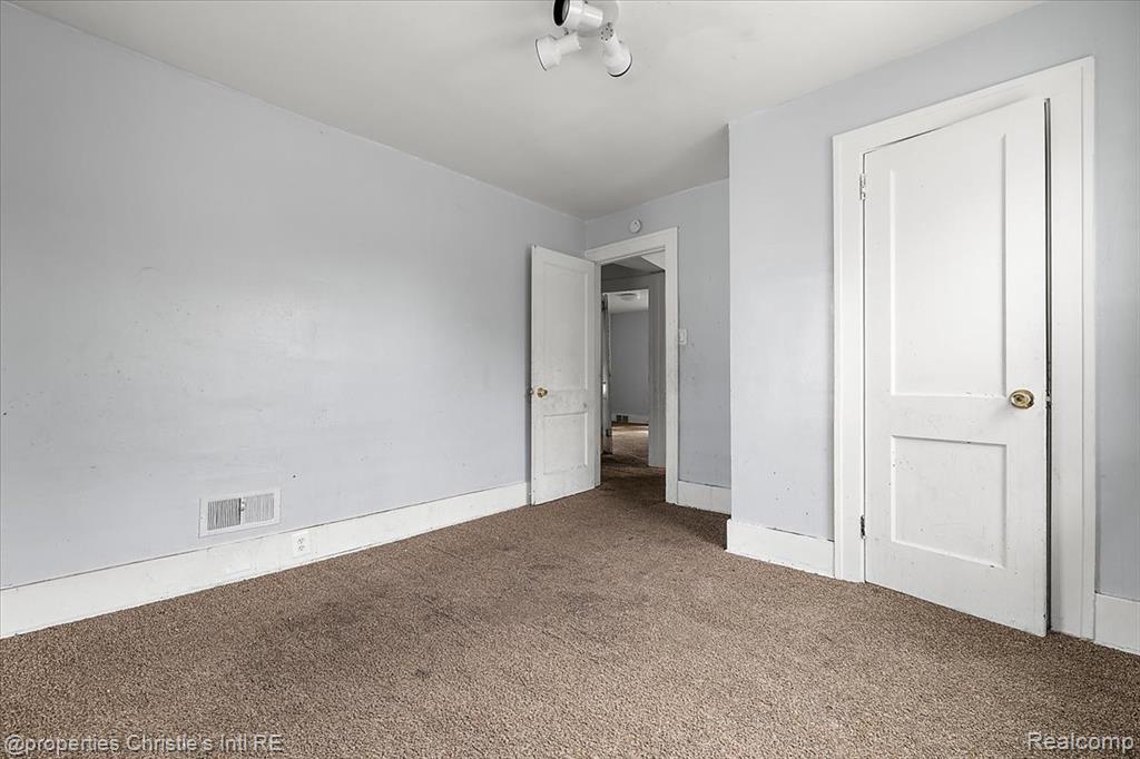 14232 LAUDER Street, Detroit, MI 48227 — Photo 19