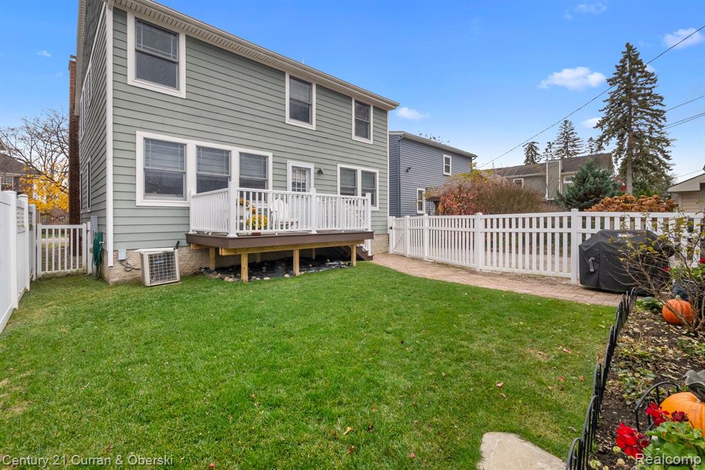 634 S HARVEY Street, Plymouth, MI 48170 — Photo 37