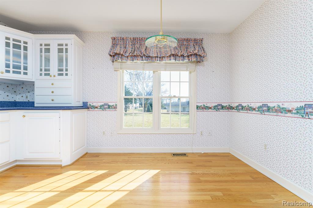 530 N GRAND Avenue, Fowlerville, MI 48836 — Photo 10