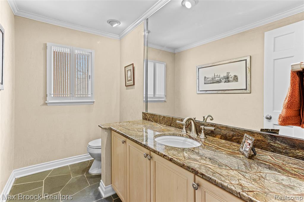 25933 Hersheyvale Drive, Franklin, MI 48025 — Photo 16