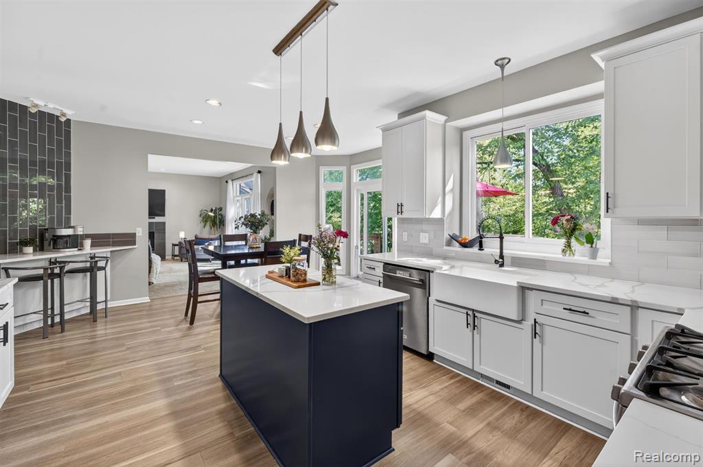7359 Colchester Lane, West Bloomfield, MI — Photo 15