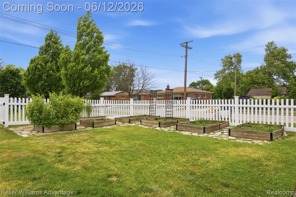 23111 Scotia Road, Oak Park, MI 48237 — Photo 49