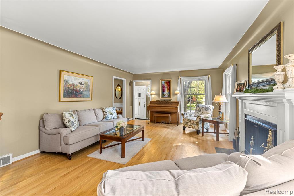 400 S Denwood Street, Dearborn, MI 48124 — Photo 8