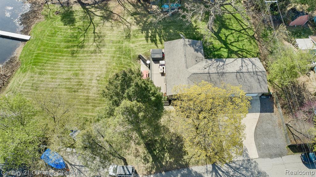 417 CHICAGO Drive, Howell, MI 48843 — Photo 52