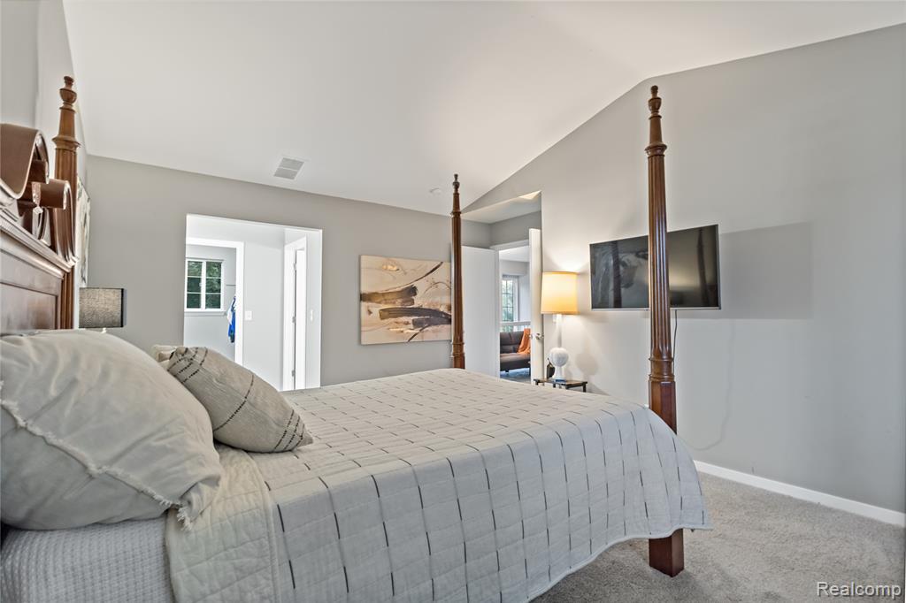 549 Winwood Court, Walled Lake, MI 48390 — Photo 24