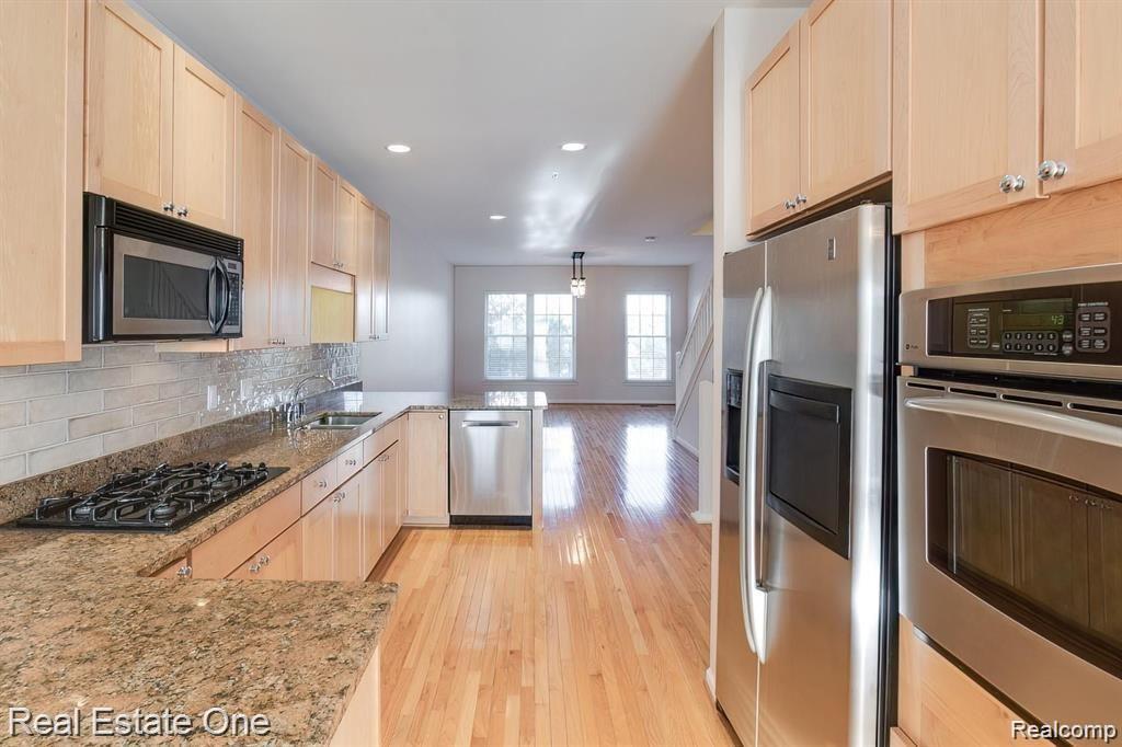 536 GRATEN Street, Birmingham, MI 48009 — Photo 4