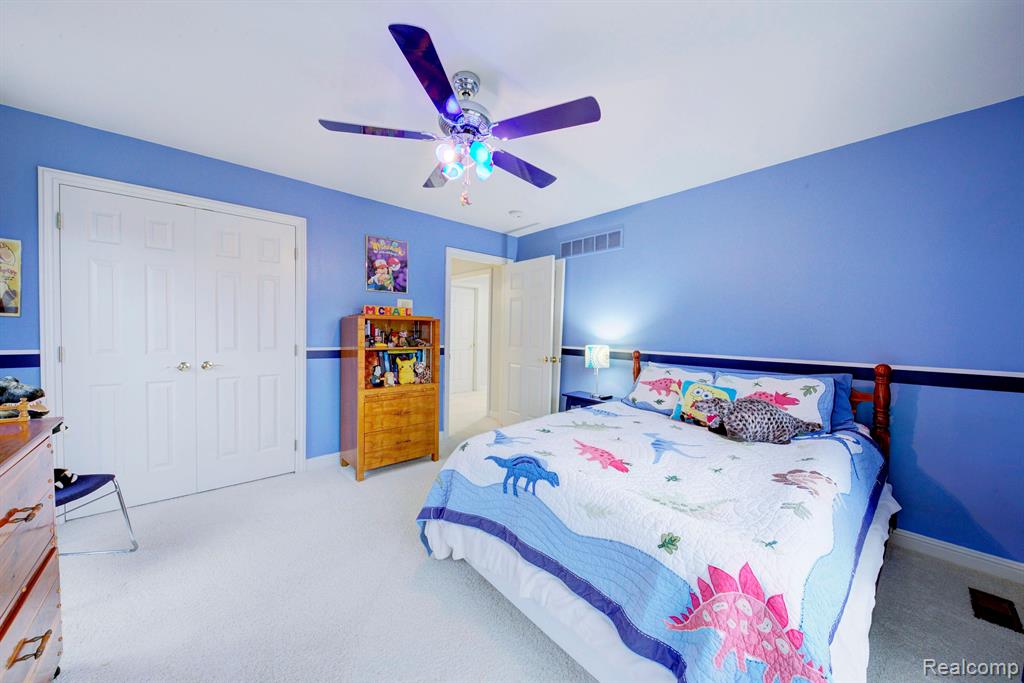 49776 Garfield Lane, Canton, MI 48188 — Photo 44