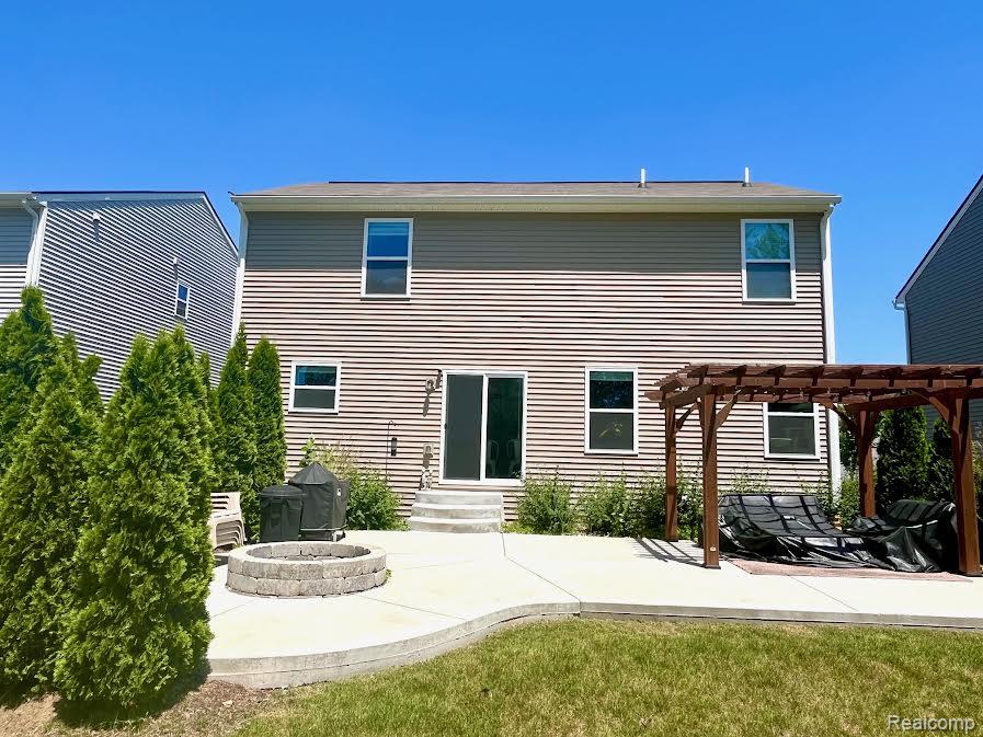 9568 S Nature View Lane, Ypsilanti, MI 48197 — Photo 11