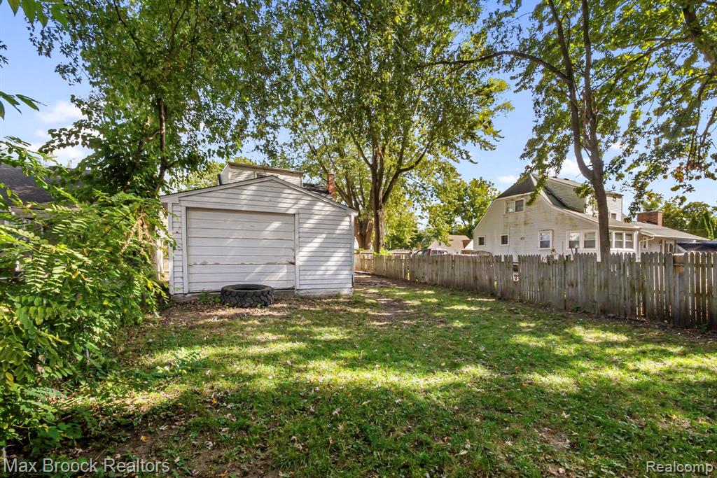 4428 Washington Street, Wayne, MI 48184 — Photo 37