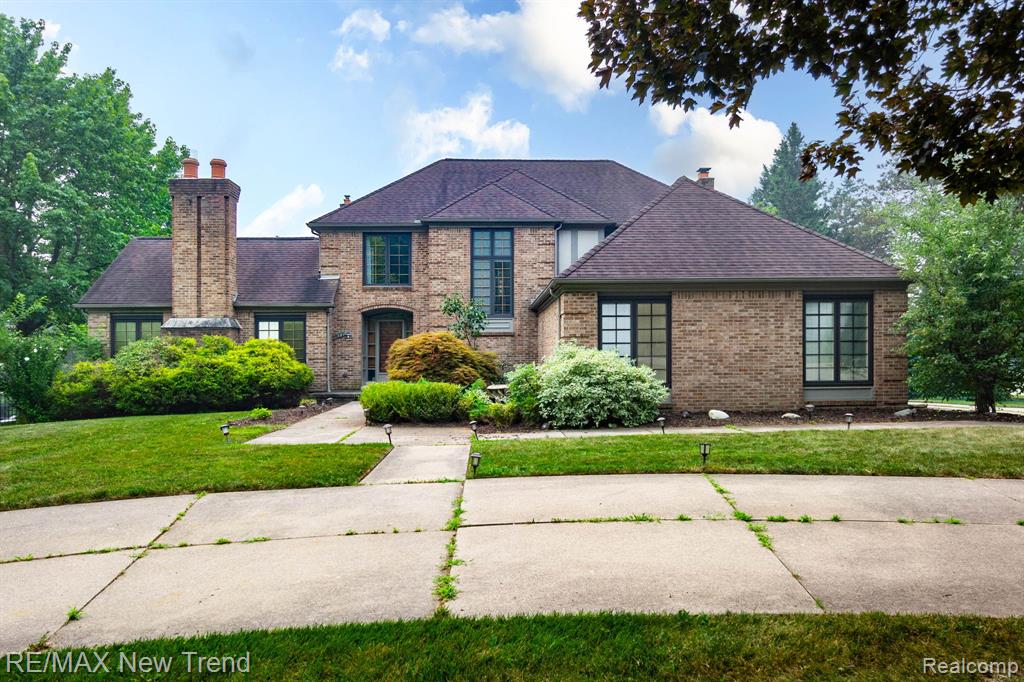 48775 Harvest Drive, Plymouth, MI 48170 — Photo 2