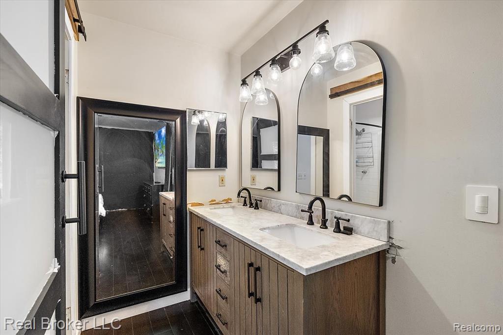 24348 Simmons Drive, Novi, MI — Photo 26