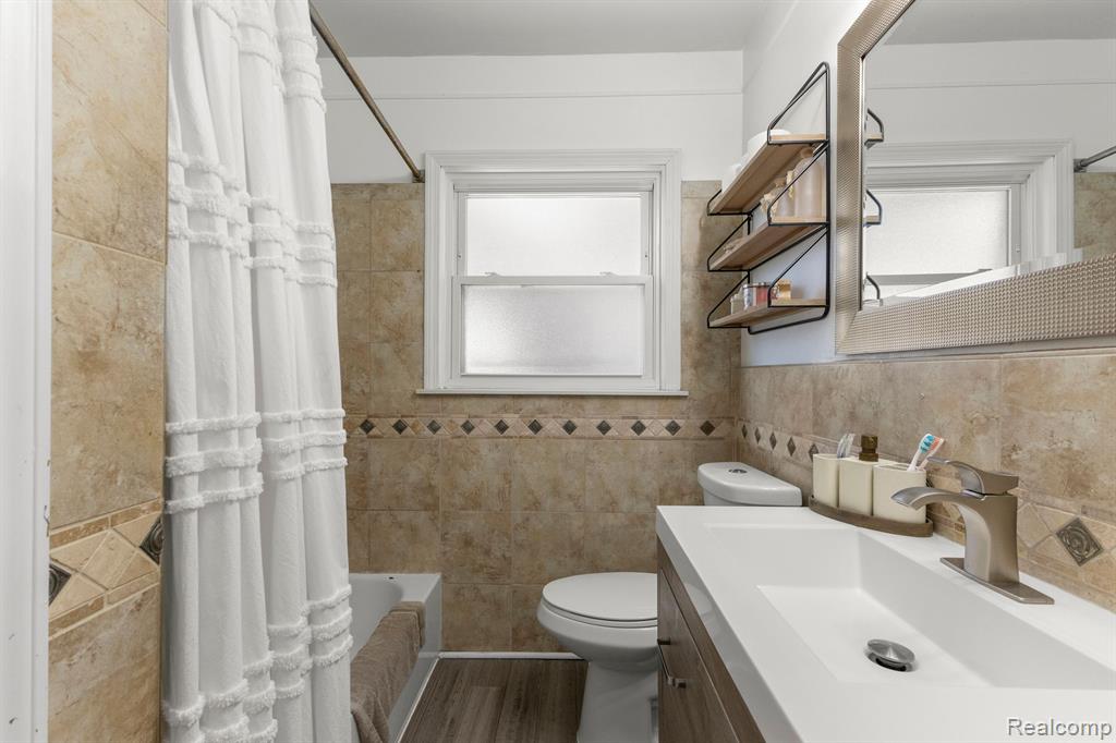 823 NEW YORK Avenue, Lincoln Park, MI 48146 — Photo 10