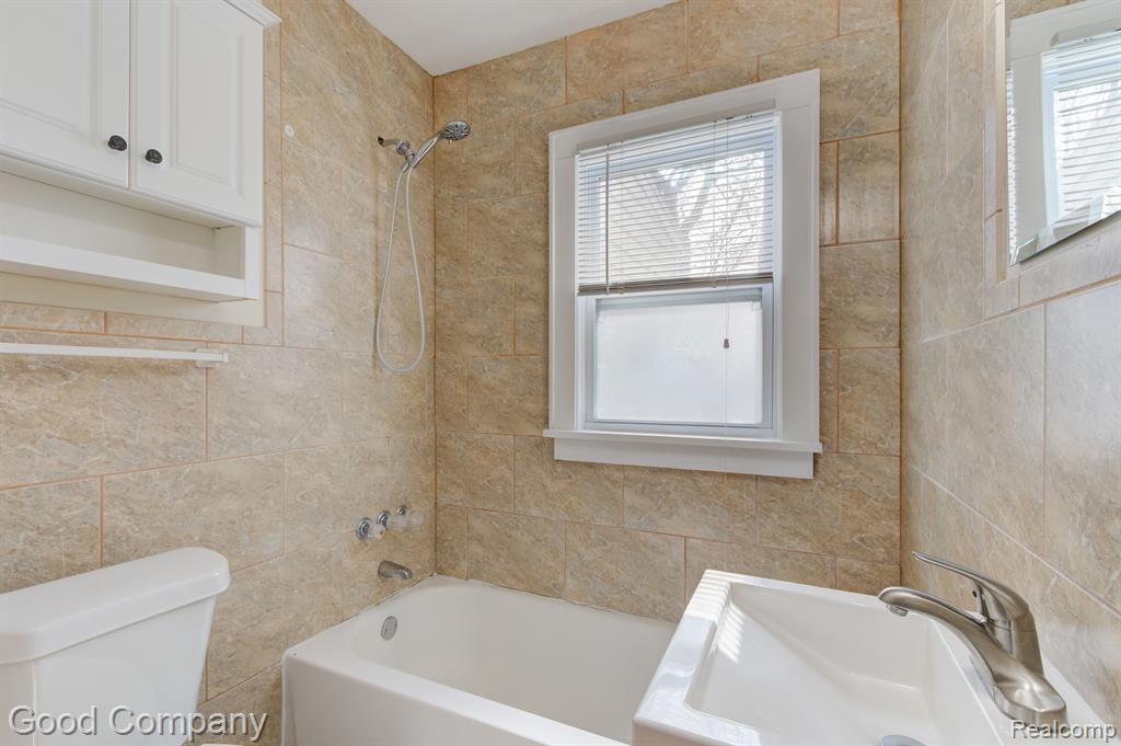 610 E Lewiston Avenue, Ferndale, MI 48220 — Photo 13
