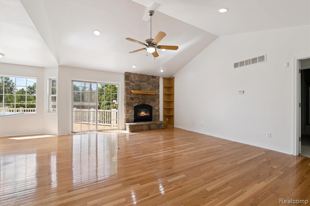 7127 Perry Lake Road, Clarkston, MI — Photo 10