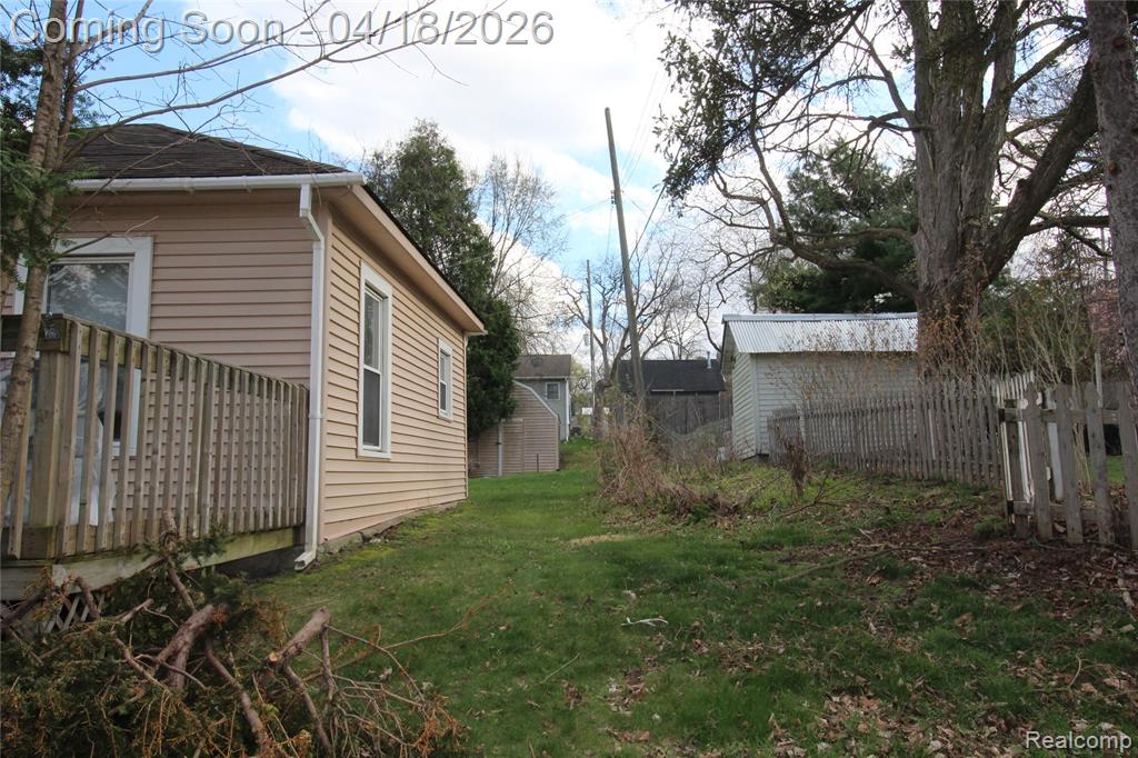 120 E Lafayette Street, Milford, MI 48381 — Photo 14