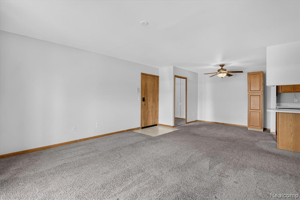 45720 Prairiegrass Court, Belleville, MI 48111 — Photo 6