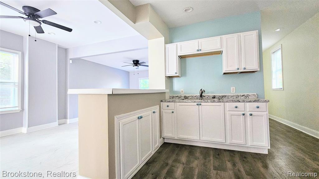 2520 Seyburn Street, Detroit, MI 48214 — Photo 13
