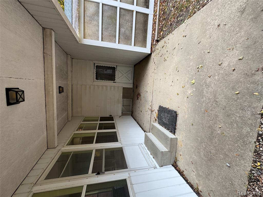 5374 Torrey Road, Flint, MI 48507 — Photo 30
