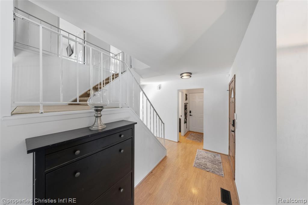 44035 Westminister Way, Canton, MI 48187 — Photo 3